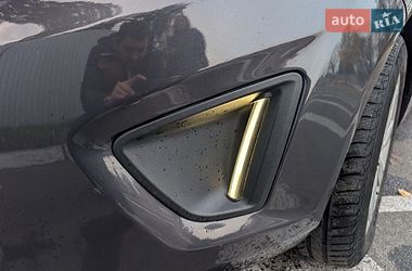 Седан Ford Fiesta 2012 в Киеве
