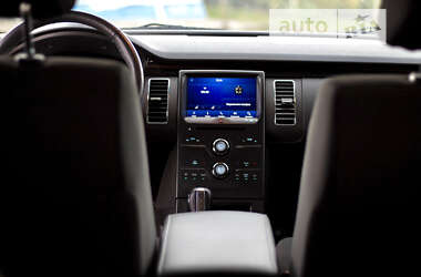 Внедорожник / Кроссовер Ford Flex 2018 в 