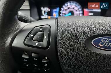 Внедорожник / Кроссовер Ford Flex 2019 в 