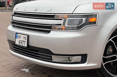 Позашляховик / Кросовер Ford Flex 2017 в 