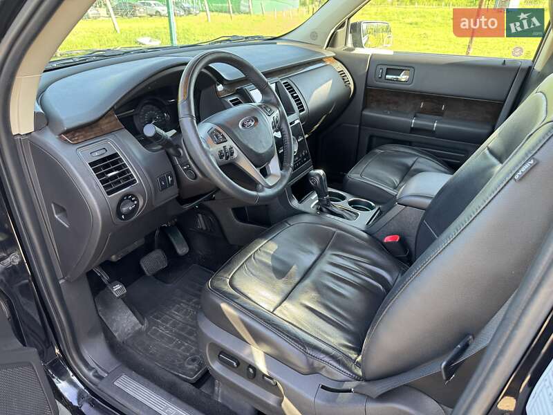 Позашляховик / Кросовер Ford Flex 2019 в Сваляві