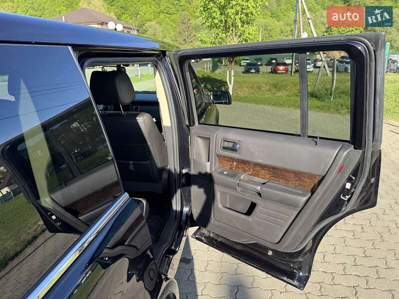Позашляховик / Кросовер Ford Flex 2019 в Сваляві