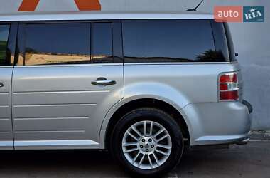 Внедорожник / Кроссовер Ford Flex 2018 в 