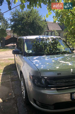 Позашляховик / Кросовер Ford Flex 2016 в 