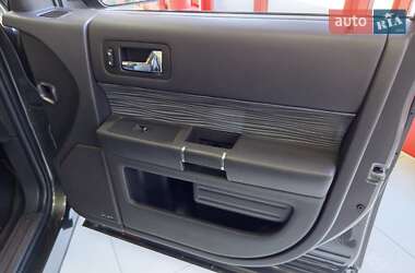 Позашляховик / Кросовер Ford Flex 2016 в 