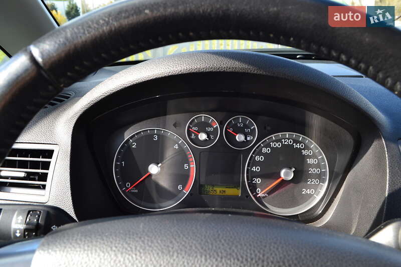 Мікровен Ford Focus C-Max 2005 в Острозі