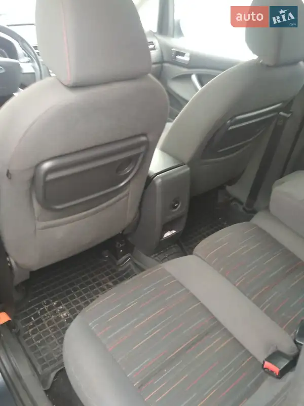 Минивэн Ford Focus C-Max 2008 в 