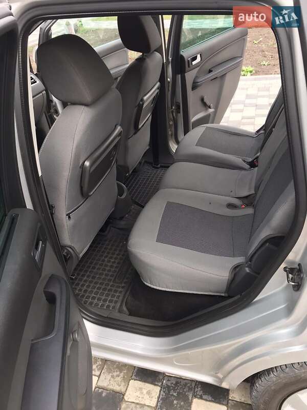 Микровэн Ford Focus C-Max 2007 в Городенке