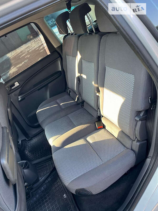 Микровэн Ford Focus C-Max 2003 в Хусте