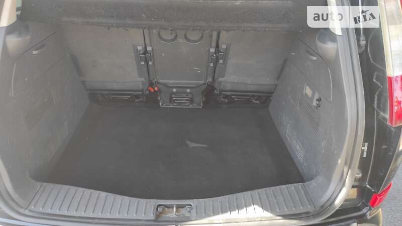 Минивэн Ford Focus C-Max 2004 в Черкассах