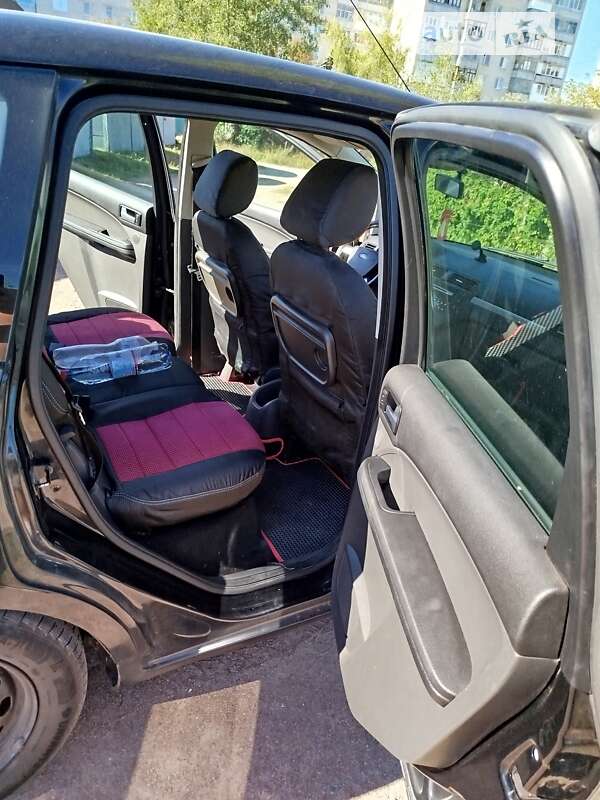 Минивэн Ford Focus C-Max 2004 в Коростене