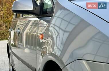 Мінівен Ford Focus C-Max 2005 в 