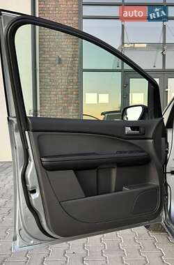Мінівен Ford Focus C-Max 2005 в 