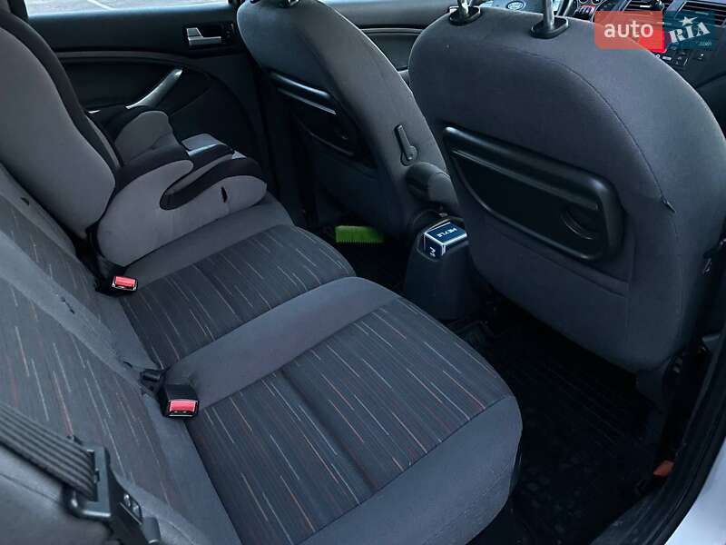 Минивэн Ford Focus C-Max 2007 в Луцке
