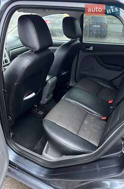 Минивэн Ford Focus C-Max 2010 в 