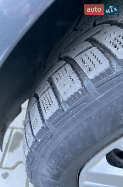 Мінівен Ford Focus C-Max 2004 в 