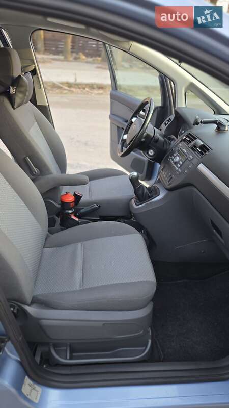 Минивэн Ford Focus C-Max 2005 в Днепре