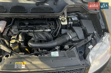 Мінівен Ford Focus C-Max 2005 в 