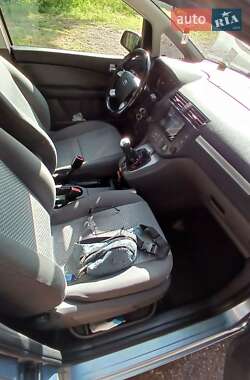 Минивэн Ford Focus C-Max 2005 в 