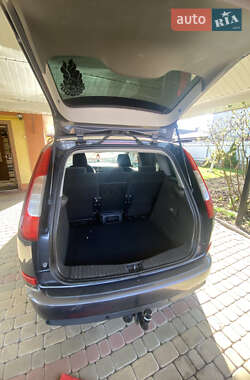 Минивэн Ford Focus C-Max 2005 в 