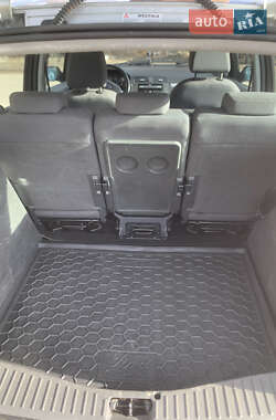 Минивэн Ford Focus C-Max 2006 в 