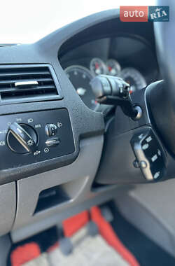 Мінівен Ford Focus C-Max 2005 в 