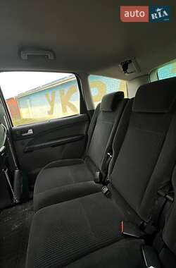 Минивэн Ford Focus C-Max 2004 в 