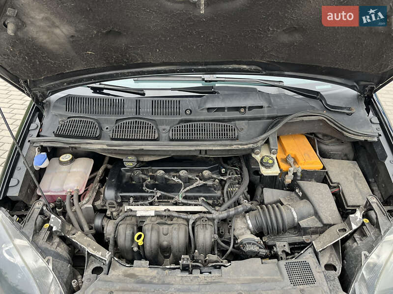 Мінівен Ford Focus C-Max 2006 в Дубні
