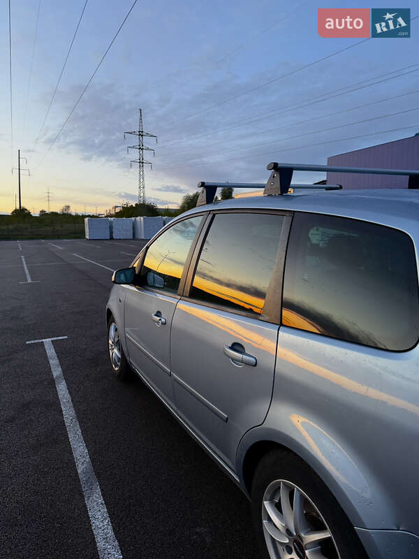 Мінівен Ford Focus C-Max 2006 в Рівному