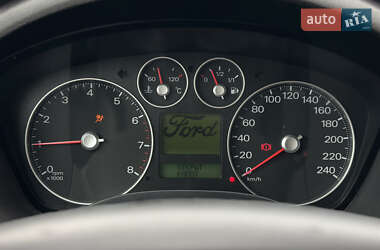 Мінівен Ford Focus C-Max 2004 в 
