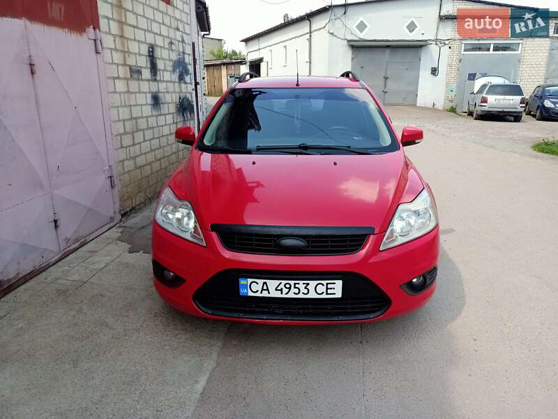 Минивэн Ford Focus C-Max 2009 в 