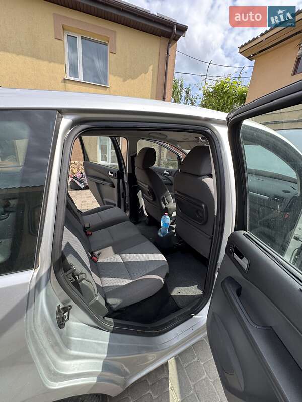 Мінівен Ford Focus C-Max 2006 в Рівному