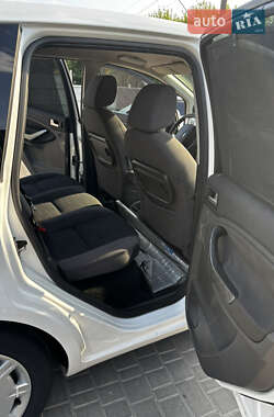 Минивэн Ford Focus C-Max 2007 в 