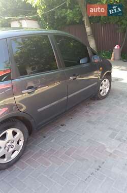 Мінівен Ford Focus C-Max 2005 в 