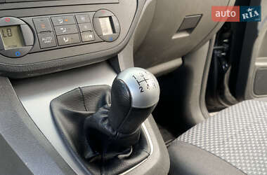 Мінівен Ford Focus C-Max 2006 в 
