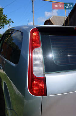Минивэн Ford Focus C-Max 2004 в 