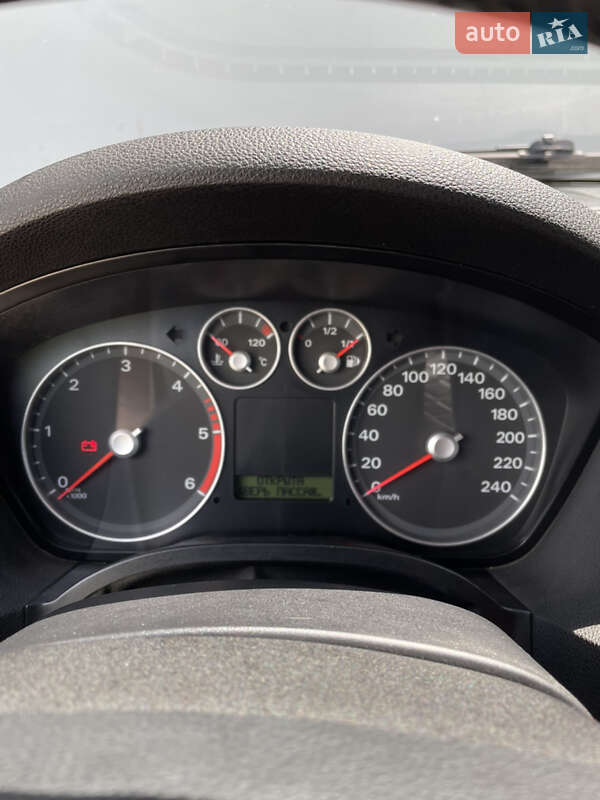 Мінівен Ford Focus C-Max 2005 в Рівному
