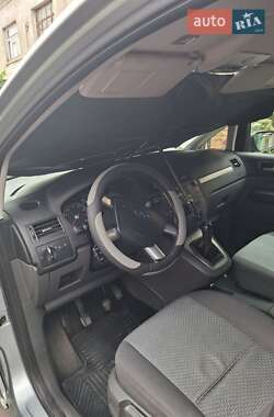 Мінівен Ford Focus C-Max 2005 в 