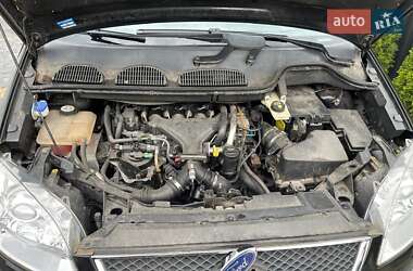 Минивэн Ford Focus C-Max 2004 в 