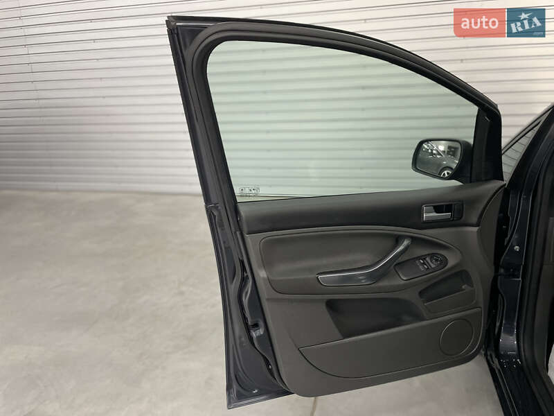 Минивэн Ford Focus C-Max 2010 в Стрые