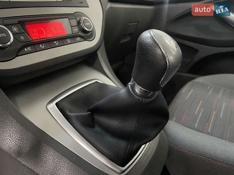 Минивэн Ford Focus C-Max 2010 в Стрые