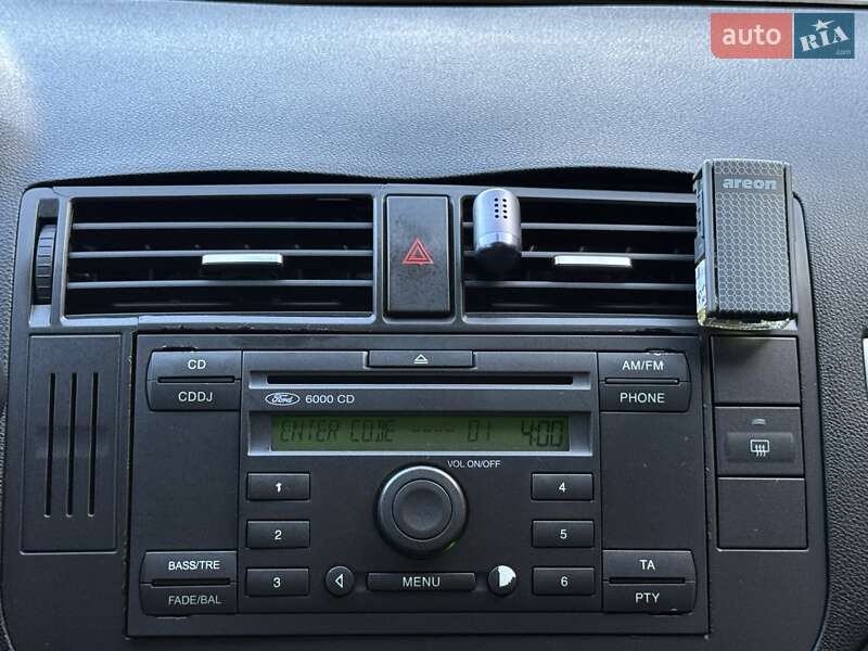 Минивэн Ford Focus C-Max 2004 в Киеве