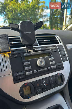 Мінівен Ford Focus C-Max 2005 в 