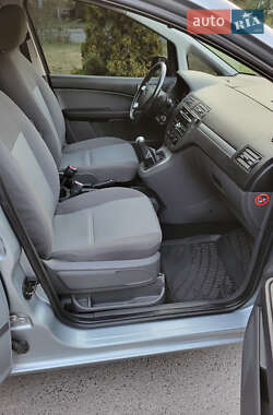 Мінівен Ford Focus C-Max 2005 в 