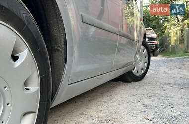 Мінівен Ford Focus C-Max 2003 в 