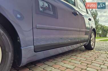 Мінівен Ford Focus C-Max 2005 в 