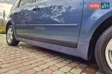 Мінівен Ford Focus C-Max 2005 в 