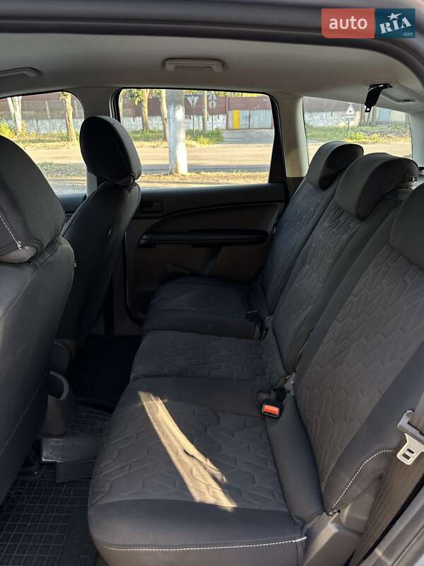 Мінівен Ford Focus C-Max 2006 в Дніпрі