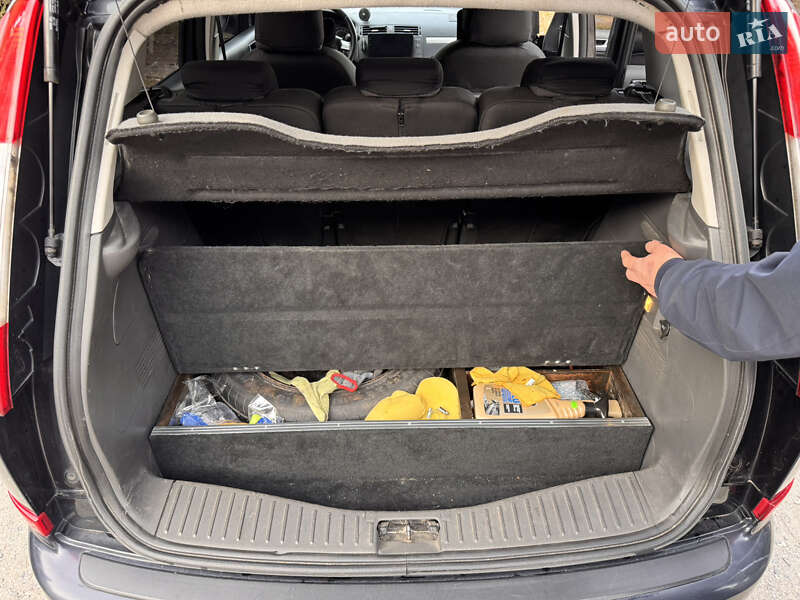 Минивэн Ford Focus C-Max 2003 в Днепре