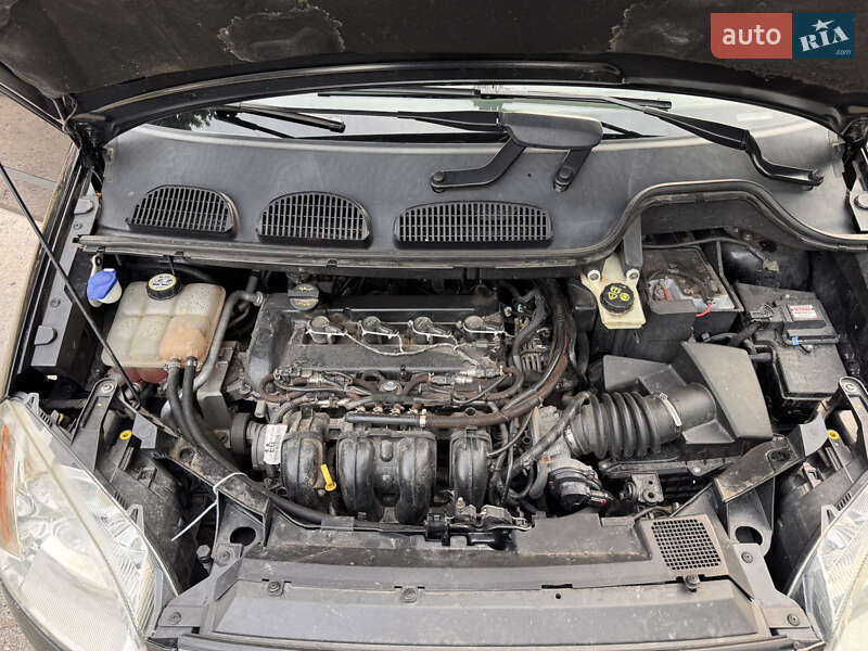 Минивэн Ford Focus C-Max 2003 в Днепре